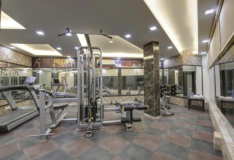 Hotel Park Tree Igi Airport By Unit Of Prithvi Palace