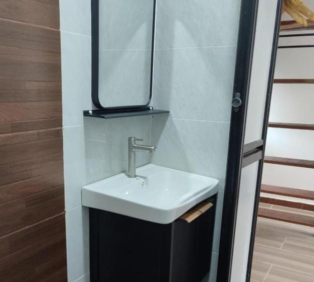 Hotel Red Triangle Cottage Roomstay