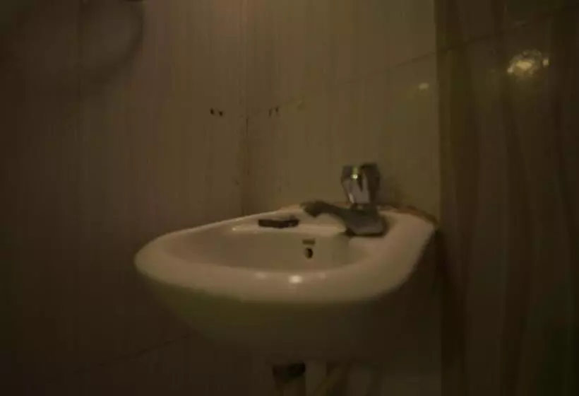 Hotelli The Novelty By Wb Inn