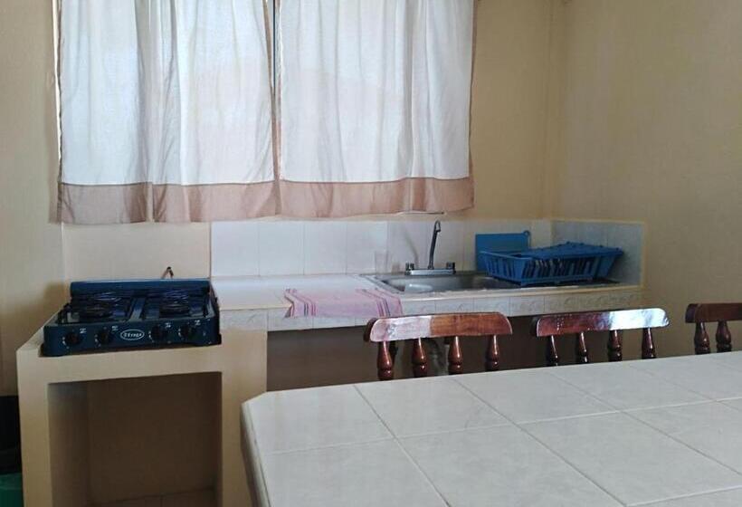 בית מלון כפרי Y Balneario Playa San Pablo