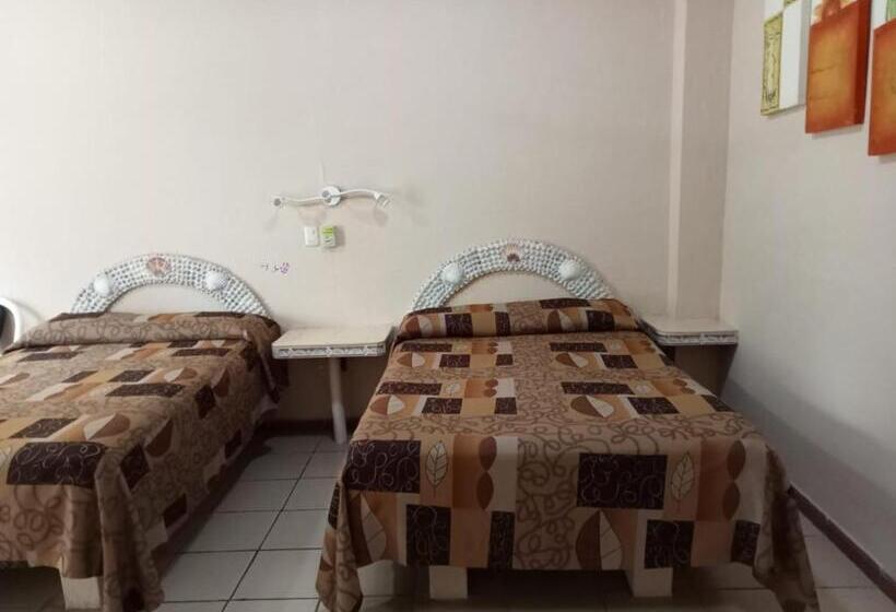 בית מלון כפרי Y Balneario Playa San Pablo