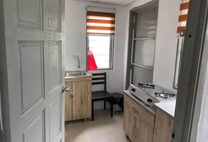 モーテル Heaven Republic Studio