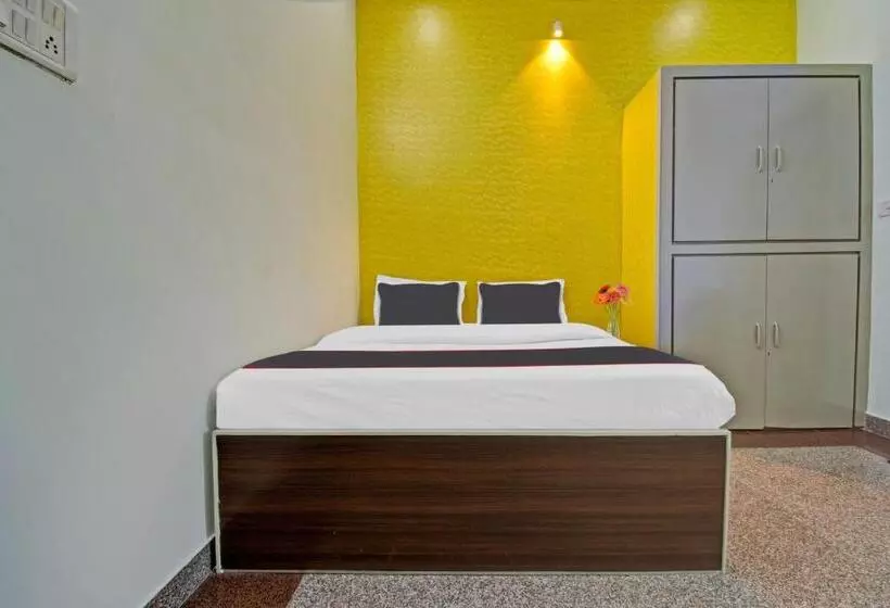 Oyo Hotel Reyansh