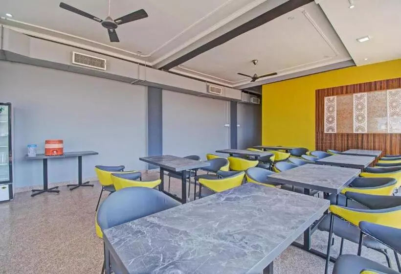 Oyo Hotel Reyansh