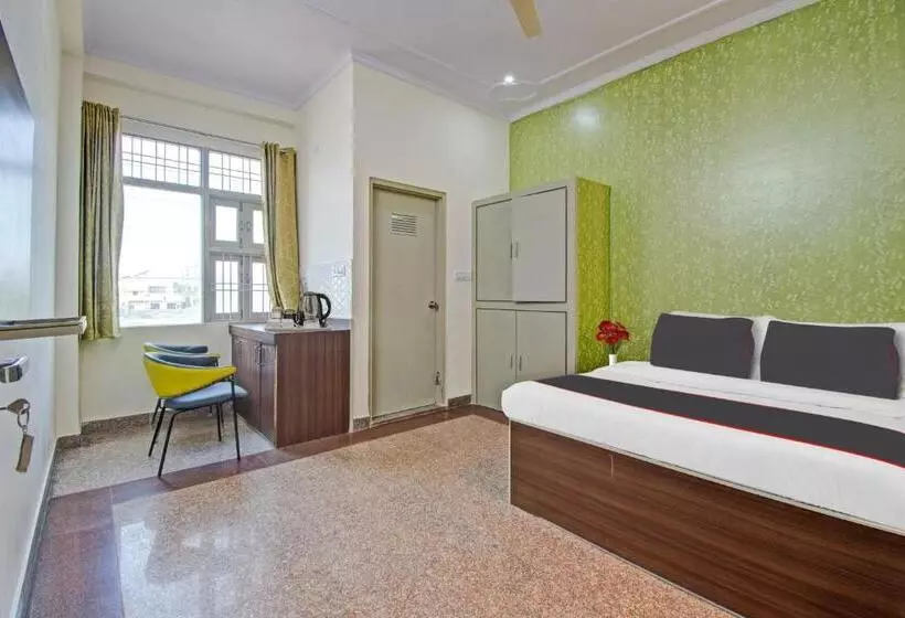 Oyo Hotel Reyansh