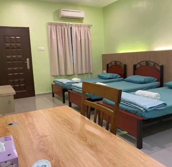 ペンション 3 Single Bed With Private Bathroom