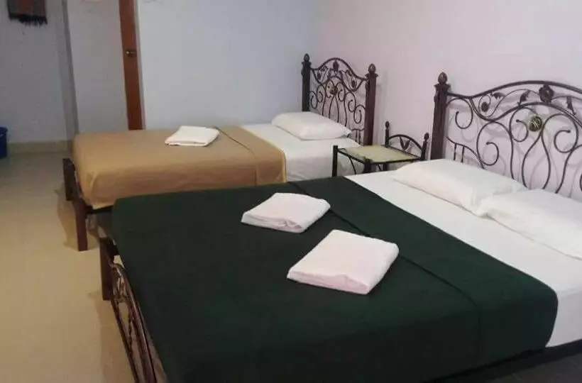 Majatalo Kanza Beach Inn