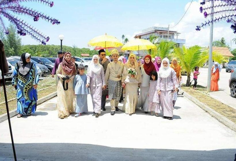 פנסיון Kanza Beach Inn