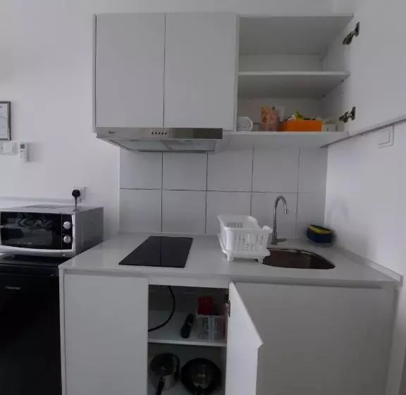 پانسیون Horizon Suites Near Klia Airport