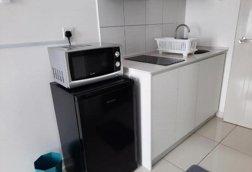 Пансион Horizon Suites Near Klia Airport