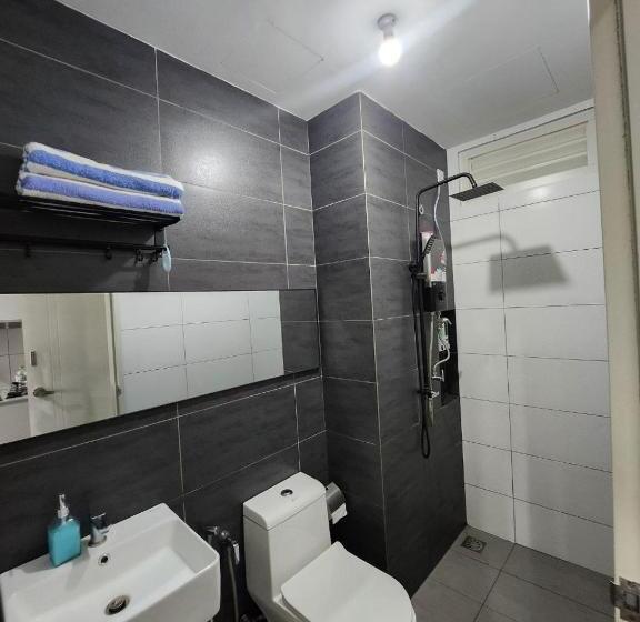 פנסיון Klia Horizon Suite Kota Warisan