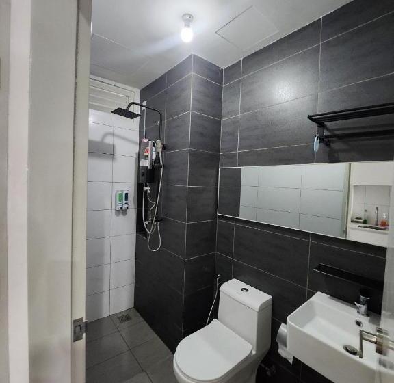 פנסיון Klia Horizon Suite Kota Warisan