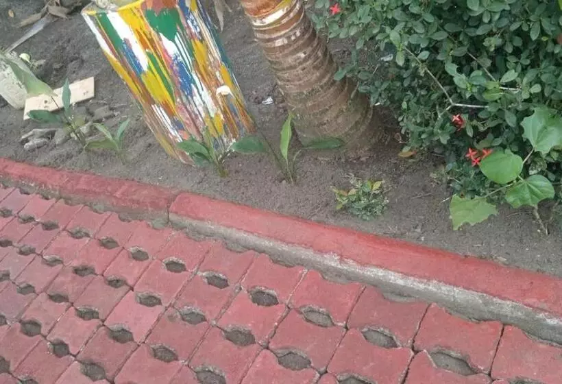 ペンション Los Cocos Hostal