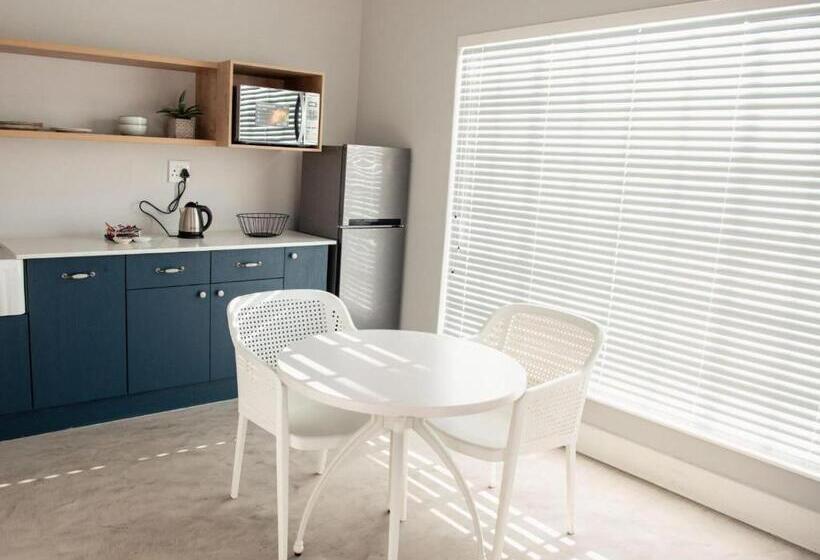 פנסיון Serenity Living