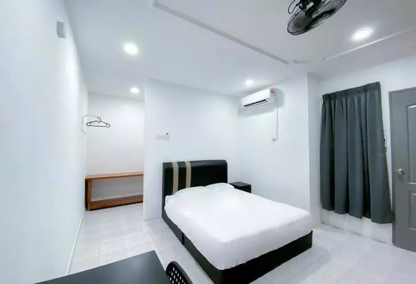 Majatalo Venice Guest Hostel   Bilik Sahaja