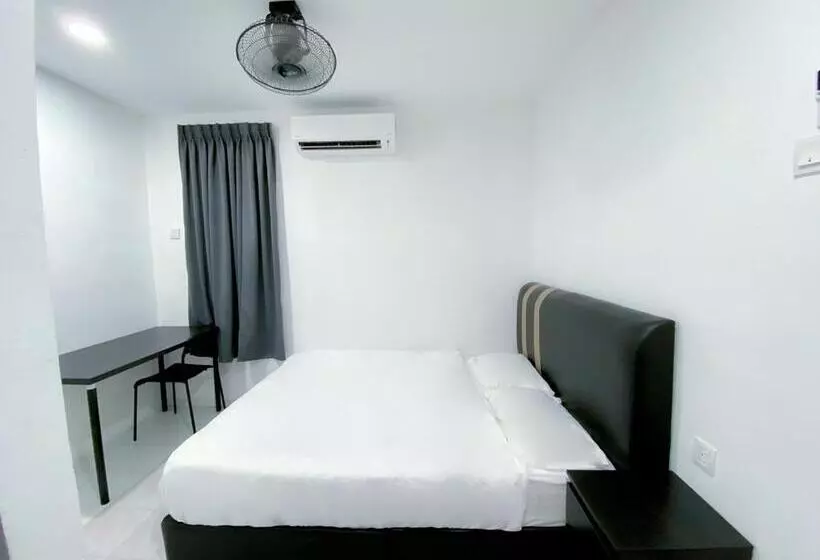 Majatalo Venice Guest Hostel   Bilik Sahaja