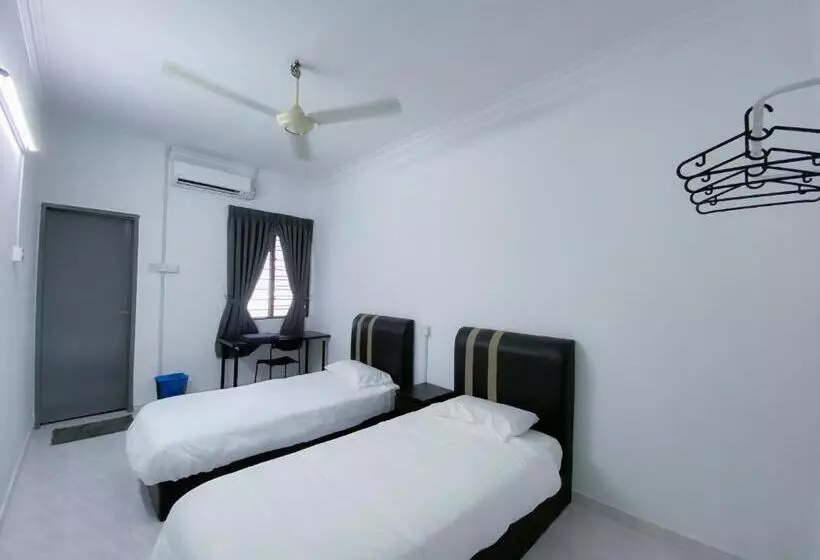 Majatalo Venice Guest Hostel   Bilik Sahaja