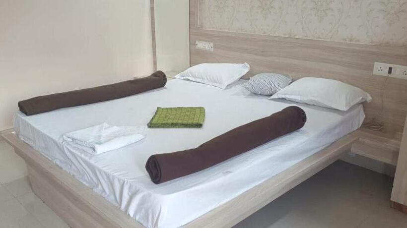 Raj Resort & Banquets