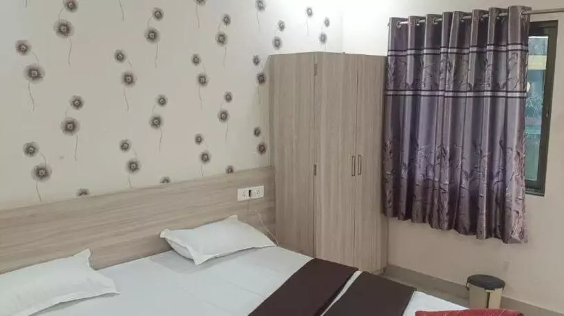 Raj Resort & Banquets