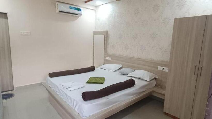 Raj Resort & Banquets