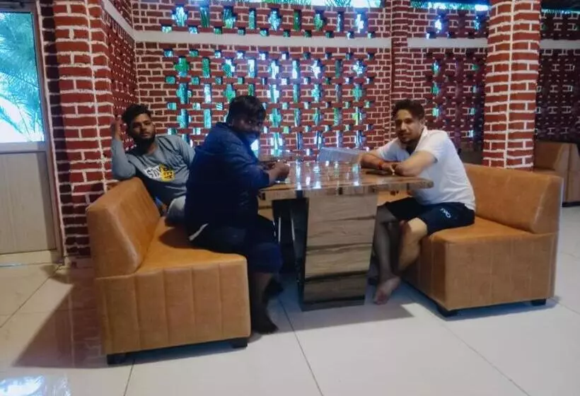 Raj Resort & Banquets