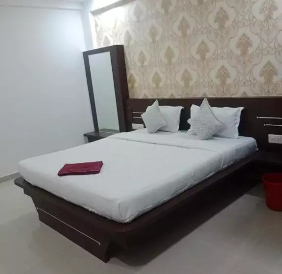 Raj Resort & Banquets