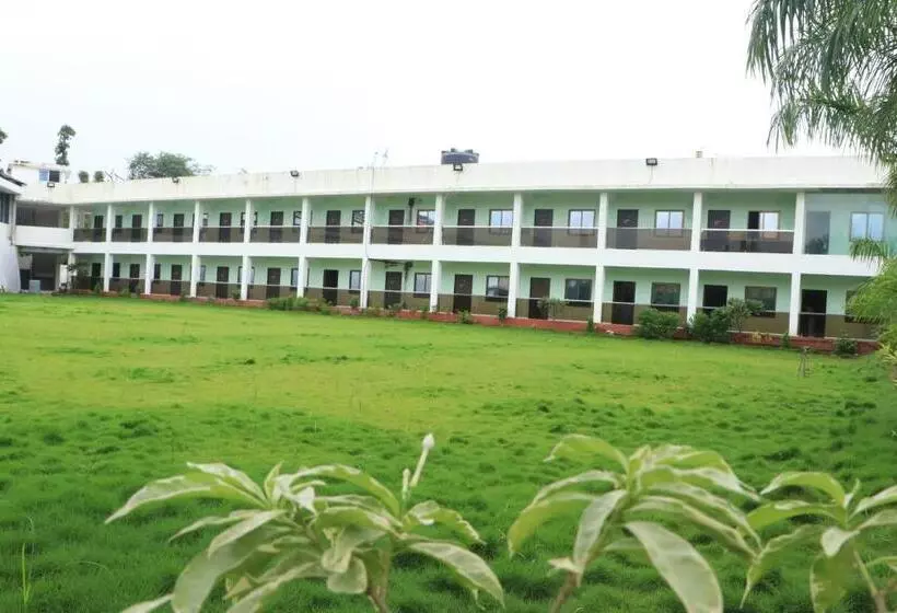 Raj Resort & Banquets