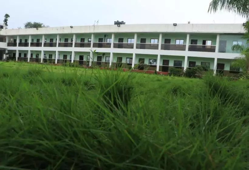 Raj Resort & Banquets