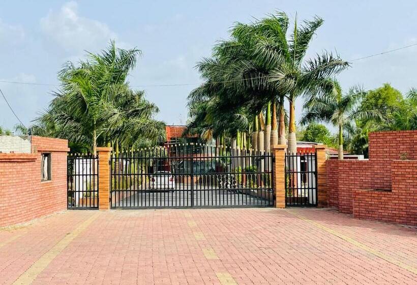 Raj Resort & Banquets