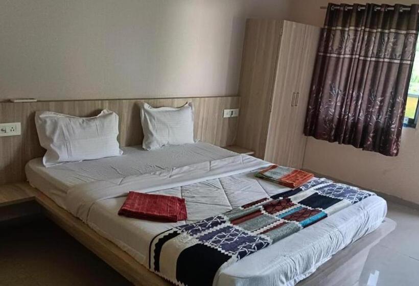 Raj Resort & Banquets