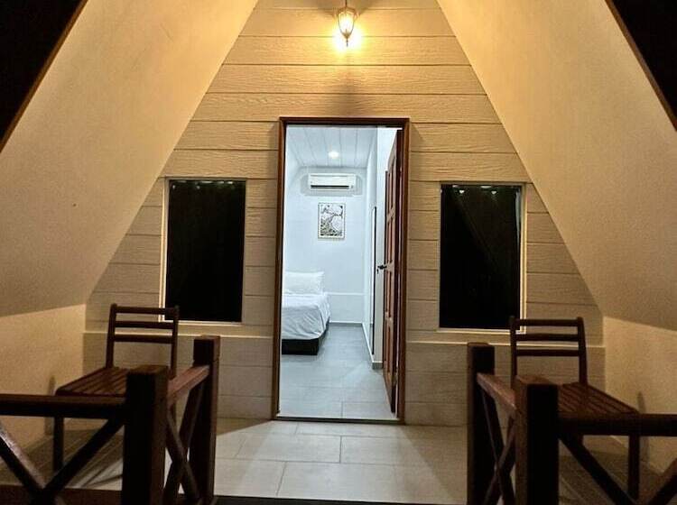 אתר נופש Dumba Bay Tioman