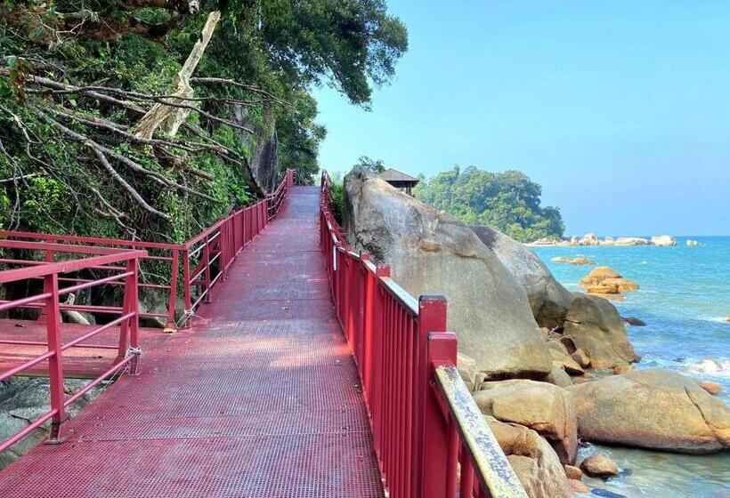 אתר נופש Teluk Cempedak Seventh Haven