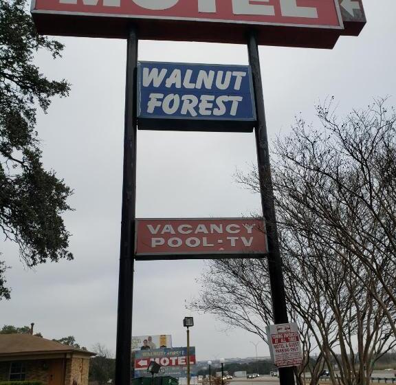 Walnutforestmotel