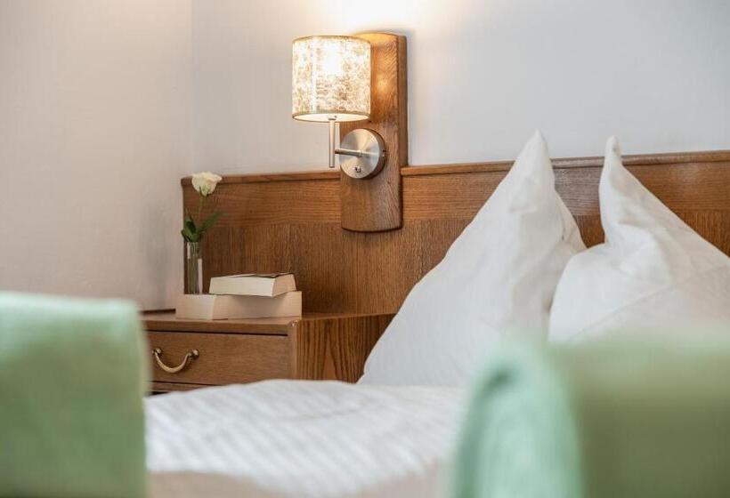 فندق صغير Gasthof Pension Sandwirt