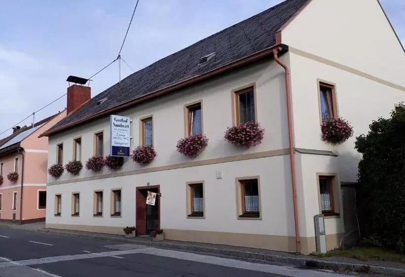 ユースホステル Gasthof Pension Sandwirt