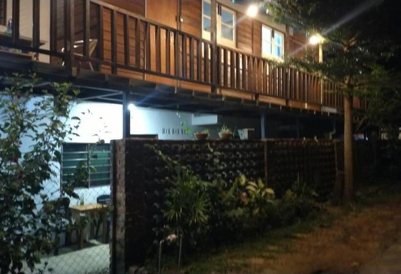 Schronisko Mydusun Chalet, Taiping, Perak, Malaysia