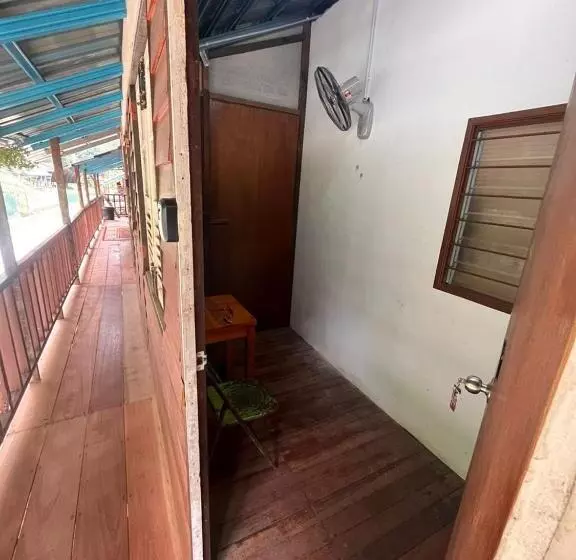 Retkeilymaja Mydusun Chalet, Taiping, Perak, Malaysia