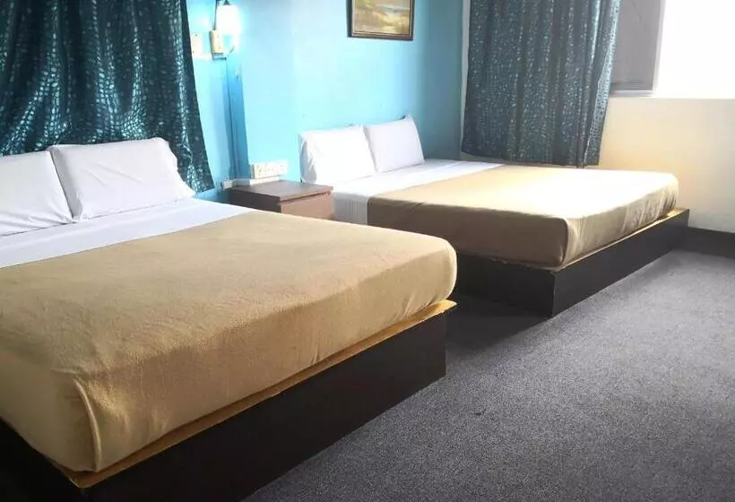 Retkeilymaja Seri Kota Satu