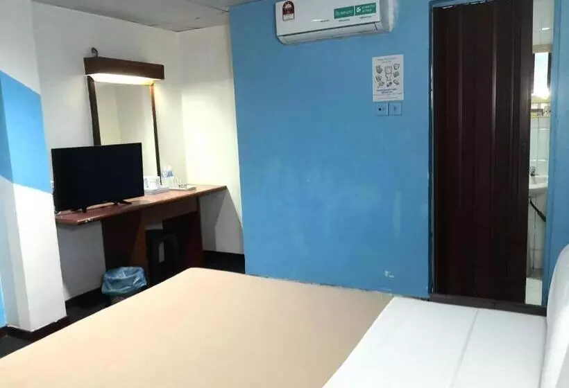 Retkeilymaja Seri Kota Satu