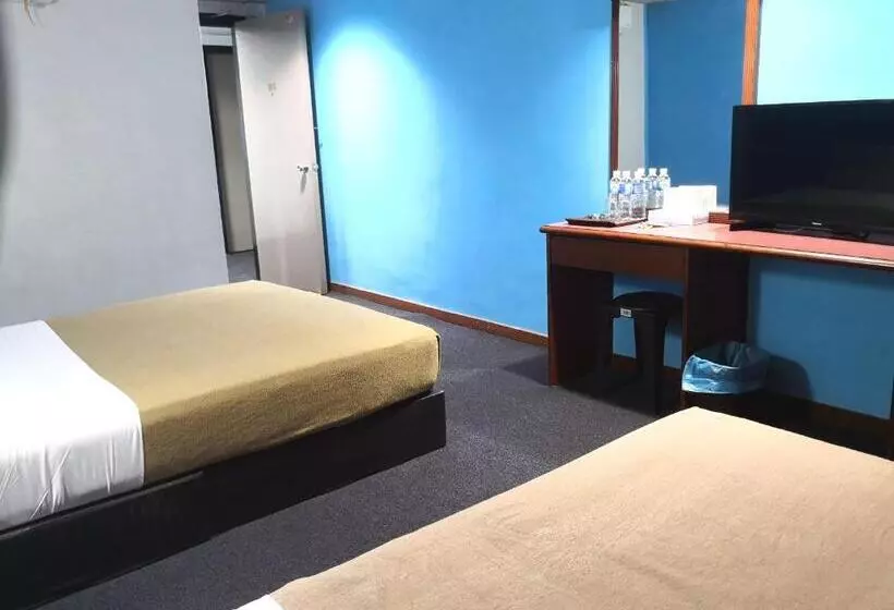 Retkeilymaja Seri Kota Satu