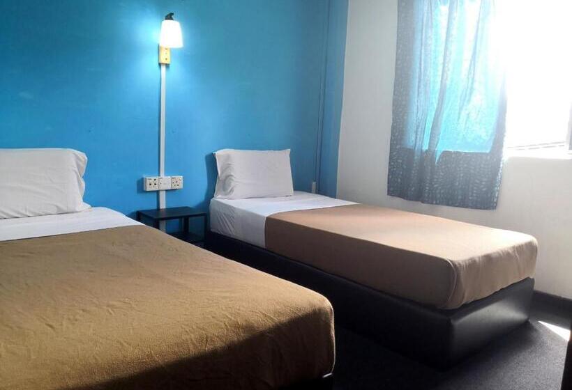 Schronisko Seri Kota Satu