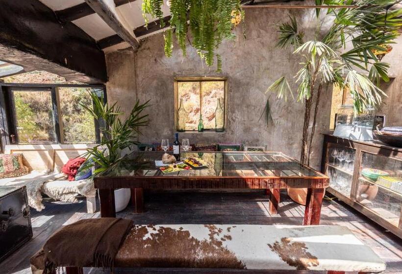 Hostel Wolf Totem Mountain Top Dream Villa