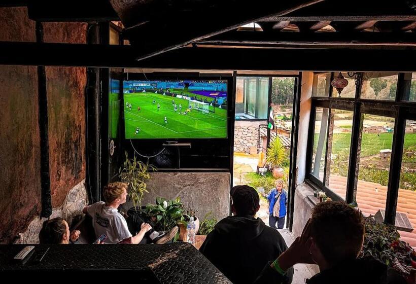 Hostel Wolf Totem Mountain Top Dream Villa