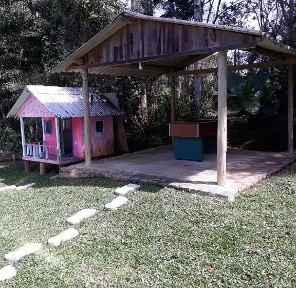 Aamiaismajoitus (B&B) Chacara Recanto Vale Do Luar