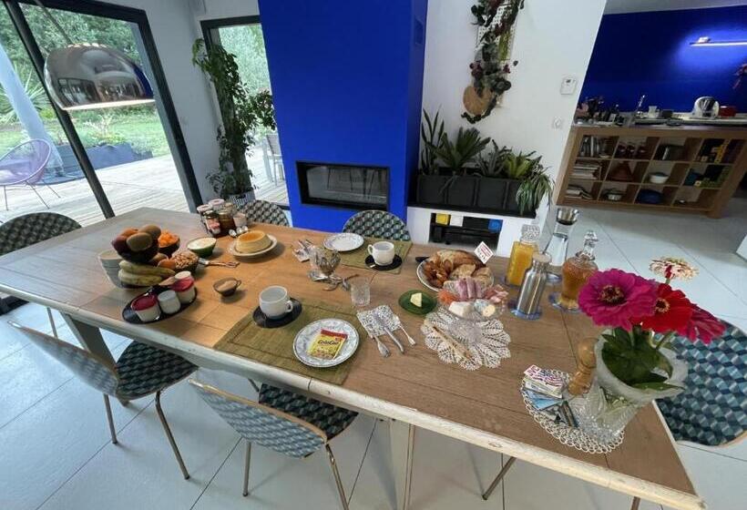 تختخواب و صبحانه Villa Nova