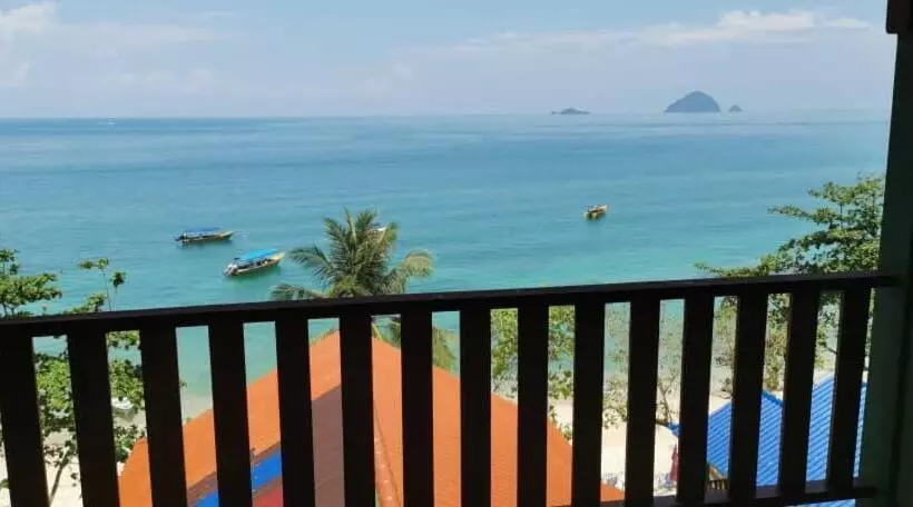 ベッドアンドブレックファースト Perhentian Chomel Chalet