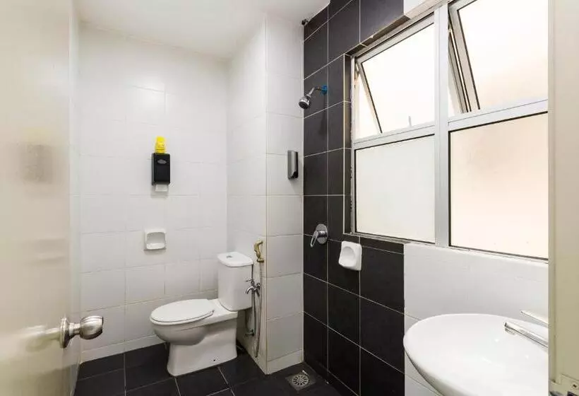 Dreamscape Studio @ Golden Hill Cameron