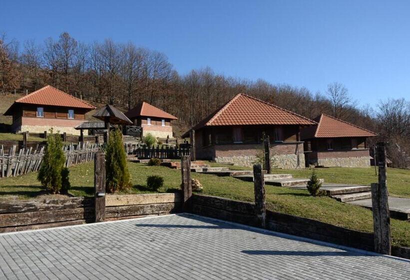 هتل Eko Selo Kostunici