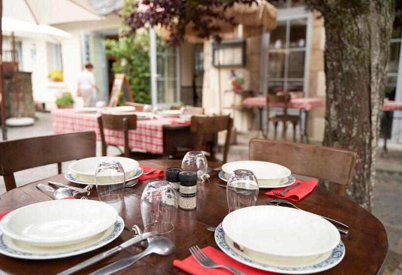 Отель Les Contes De Bruyeres