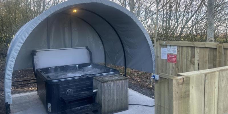 酒店 Dog Friendly Stagecoach Glamping Pod With Hot Tub